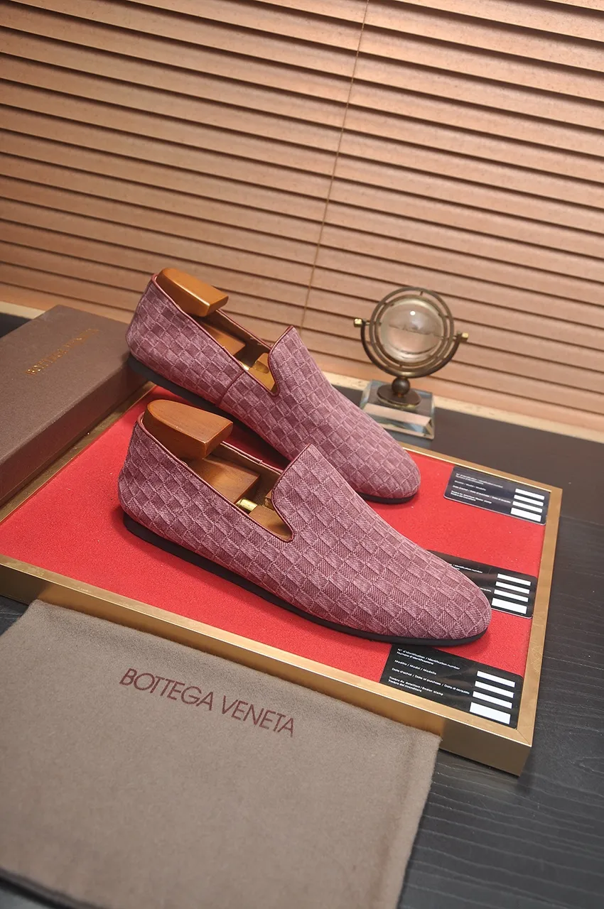 Men's shoes 💰460💶 [Botteg Venetta (BV)] (wallet shoes) exclusive new model official website new model The upper is made of high-quality top calfskin. Delicate feel and flowing luxurious texture. Tailored for refined men to create a noble aura. Delicate and regular Mark hand stitching. Smooth lines. Full sheepskin lining, comfortable to wash sweat. 38-44